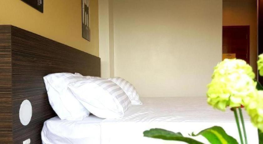 Hotel The 24 Luxury 2*